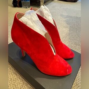Halogen Red Suede Leather Harowen Peep Toe Heels Size 8.5